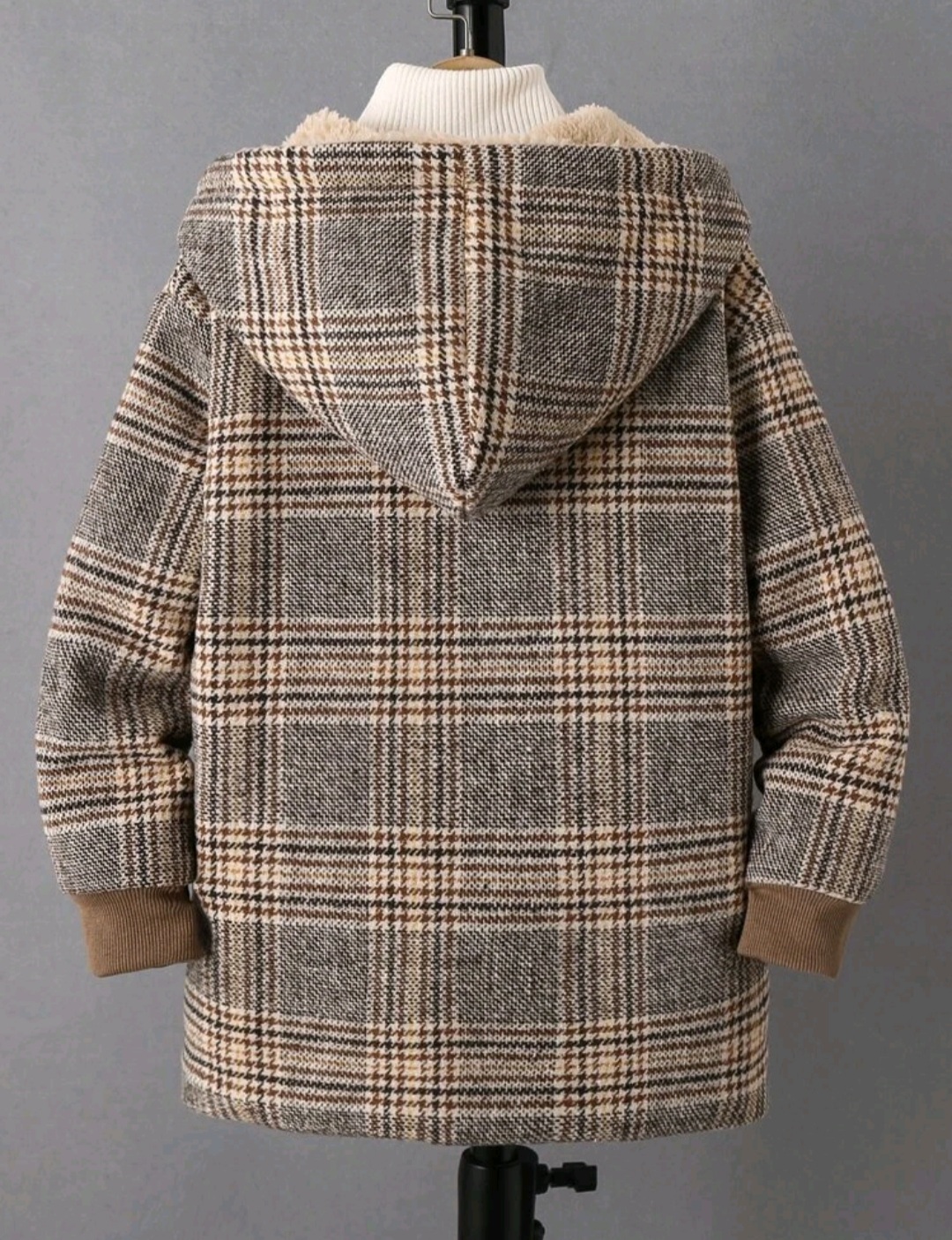 Boys' one-piece notched check coat