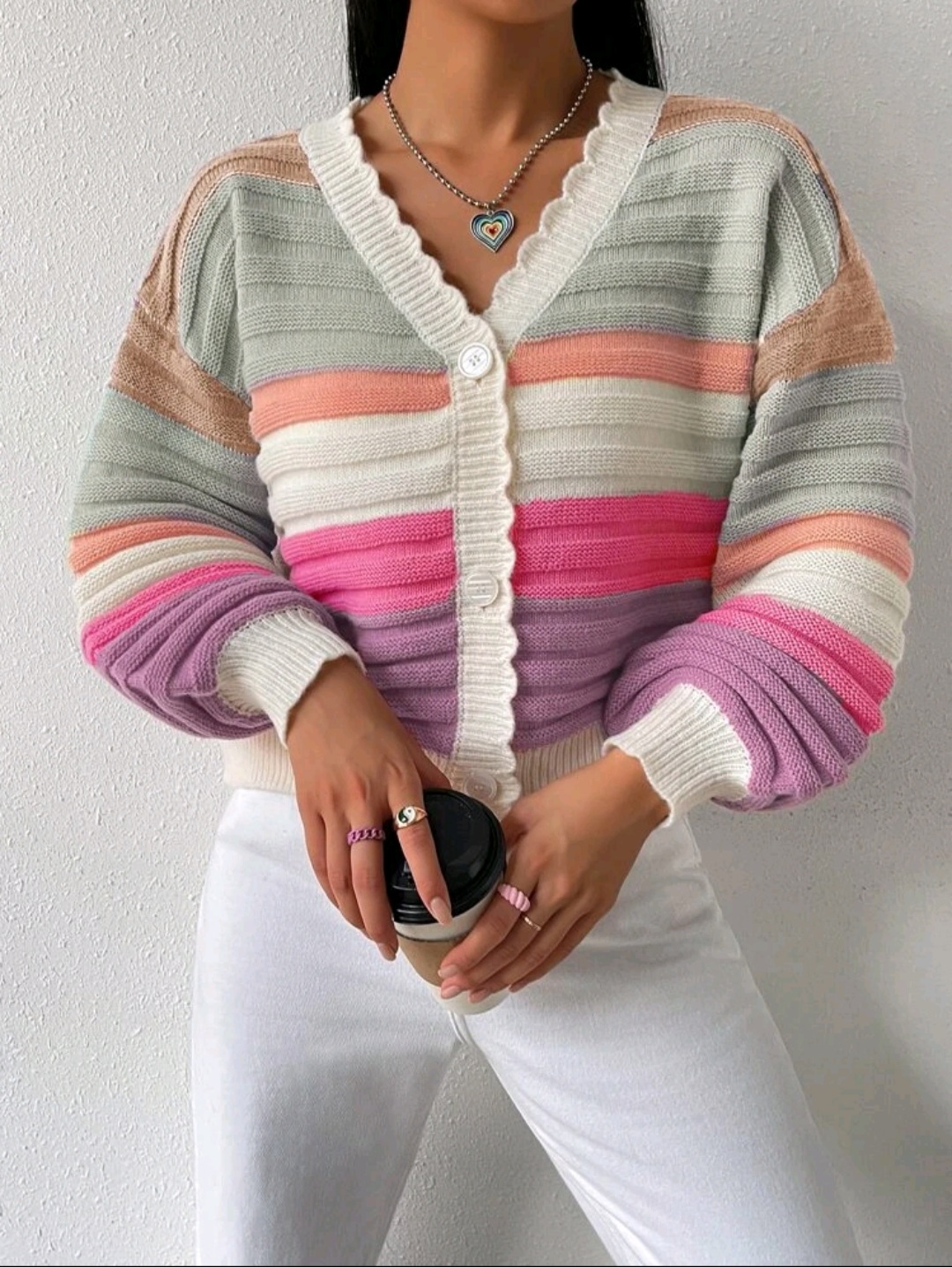 Cardigan in contrasting colors, striped, bow-shaped, low-shoulder